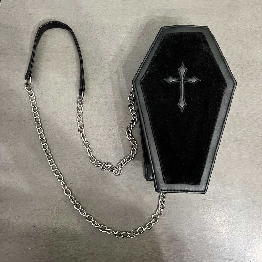Coffin-Shaped Crossbody chain strap bag